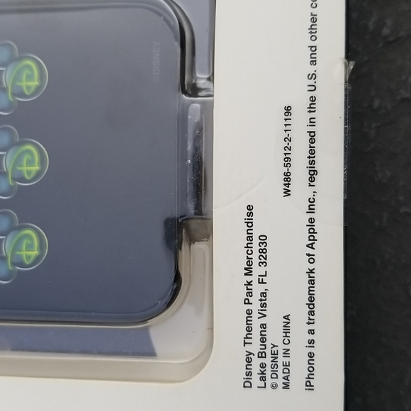 Disney Parks Authentic Original Clip Case & Screen Guard f/use w/iPhone 3G S NWT - Picture 3 of 8
